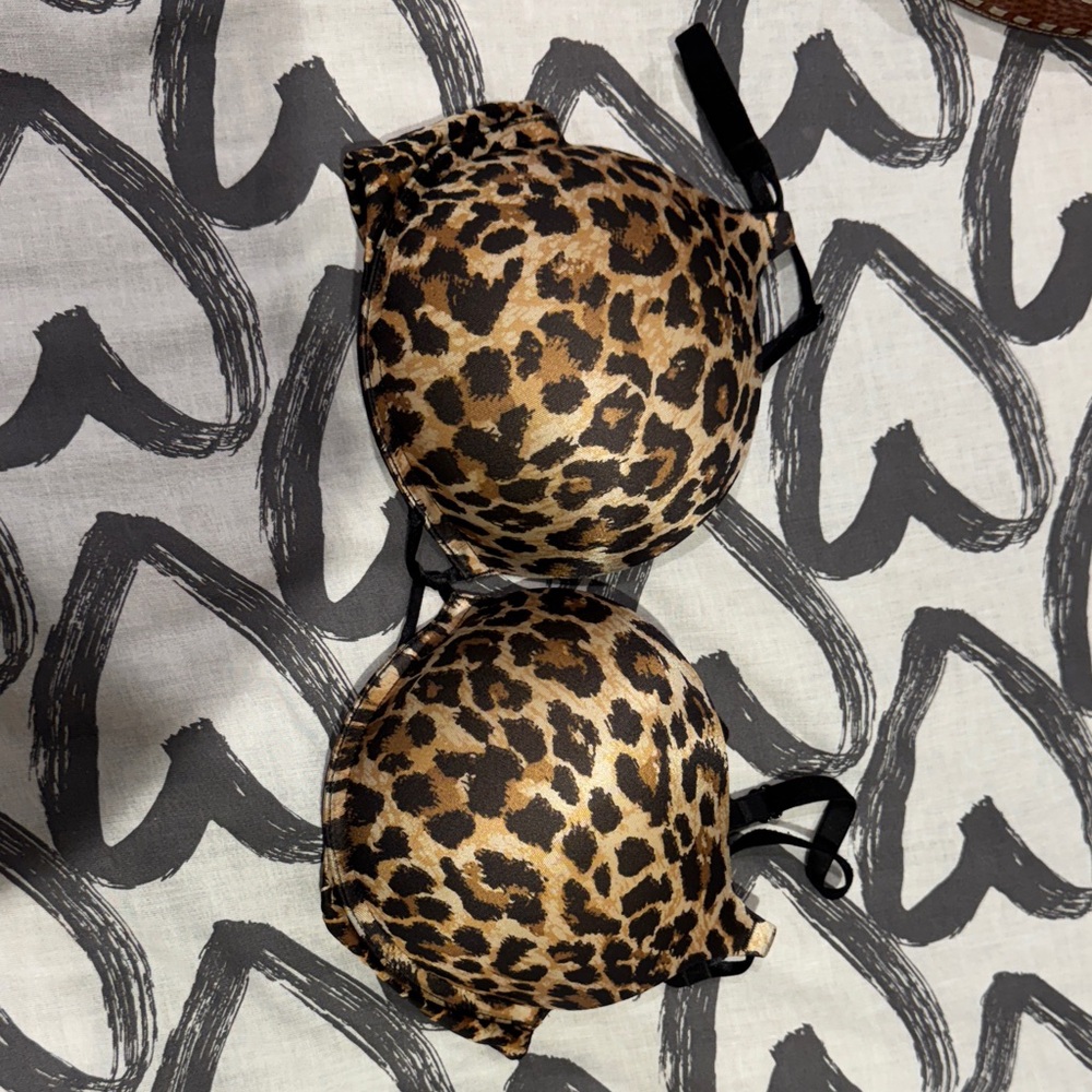 Victoria's Secret Black and Leopard Bra
